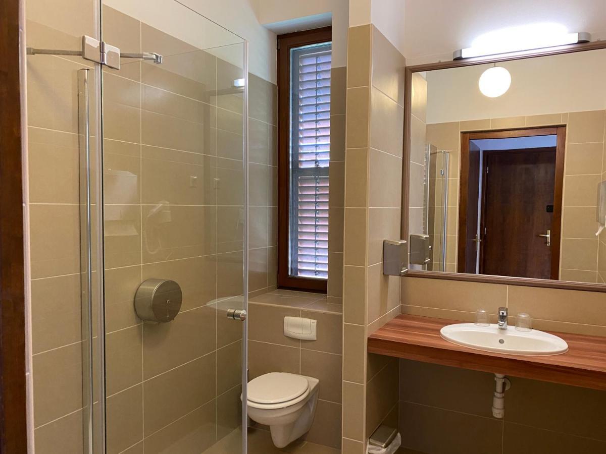 Kakasszeki Vendeghaz Hotel Szekkutas Luaran gambar