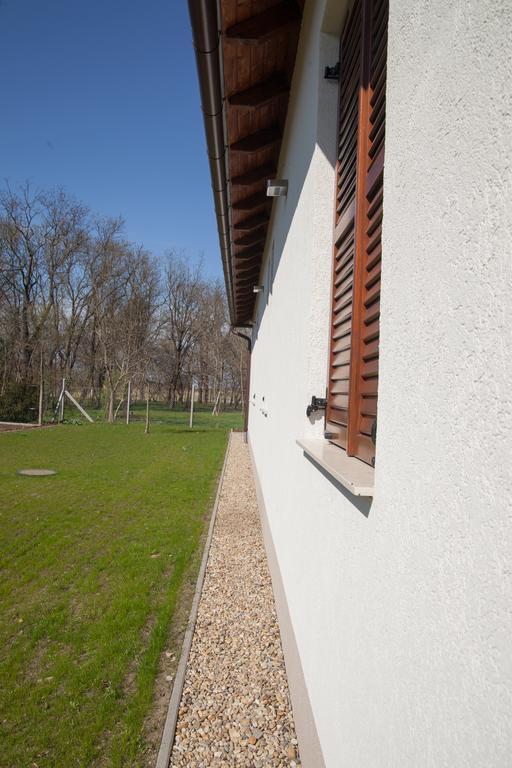 Kakasszeki Vendeghaz Hotel Szekkutas Luaran gambar