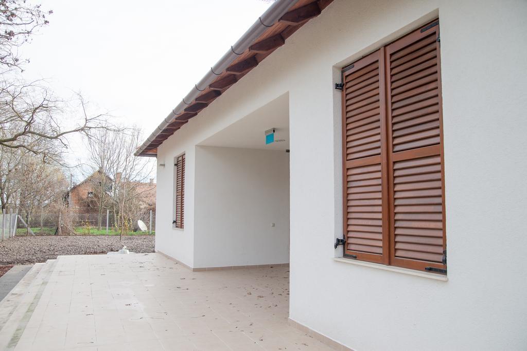 Kakasszeki Vendeghaz Hotel Szekkutas Luaran gambar